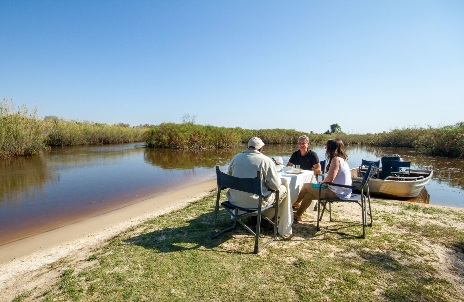 Nxamaseri Island lodge thumbnail 12